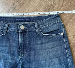 Rock & Republic jeans distressed fading medium wash denim women’s size 10M thumbnail 14