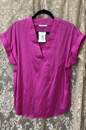 Staccato Magenta Satin V-Neck Top thumbnail 1