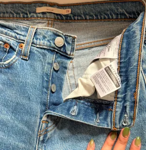 Levi’s Wedgie Jeans thumbnail 4