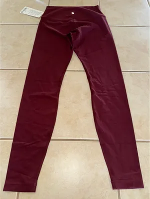 Lululemon Align High Rise 28” Red Merlot Size 8 NWT thumbnail 2