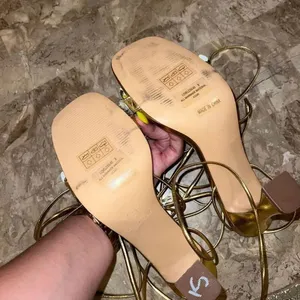 NWT Lace up gold butterfly heels Anne Michelle strappy size 9 thumbnail 6