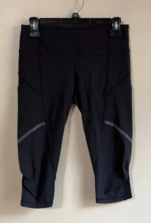 Lululemon black leggings 6‎ thumbnail 1