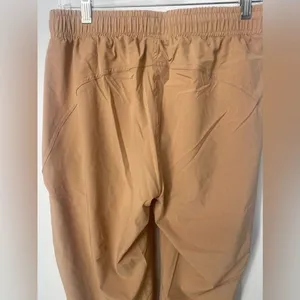 New Born outdoor size small woman's pants beige‎ with crouch ankle bottoms thumbnail 4