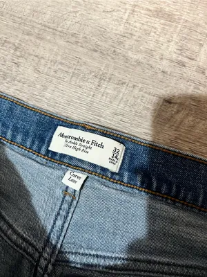 ABERCROMBIE & FITCH Curve Love The Ankle Straight Ultra High Rise Jeans thumbnail 5