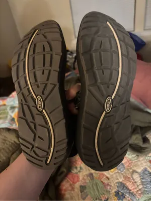 Chaco ZX/3 Classic sport sandals in a black and white scatter pattern size 6 thumbnail 3