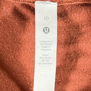 1008 | Lululemon Modal Silk Blend Flowy Scoop Neck Long Sleeve Top Rust Women 10 thumbnail 5