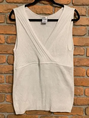 Old Navy Sweater Tank Women's Size XL White Ribbed Sleeveless Perfect Fit‎ Y2K thumbnail 1