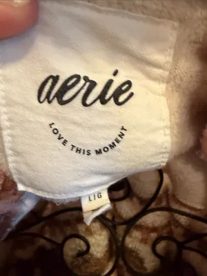 Aerie 🐏🐏🐏BOGOHO🐏🐏🐏 Cozy Cream and Brown Sherpa Quarter-Zip Sweater -Large thumbnail 7