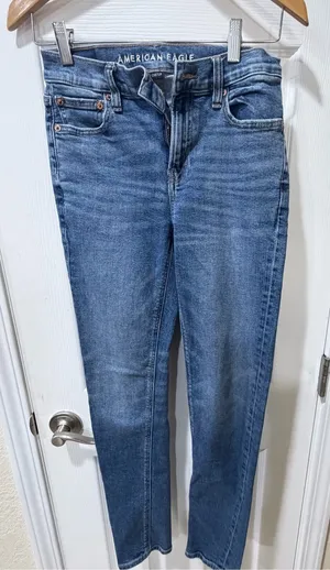 American Eagle women’s 90s skinny jeans with stretch size 0 thumbnail 1