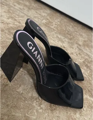 Gianni Bini Heels Black thumbnail 3