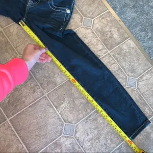 Miss Me Signature Skinny Crop Jeans Dark Wash 24 Angel Wing Cross thumbnail 12