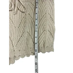 Women's Knitted Cream Shorts Size M thumbnail 5