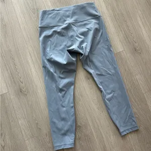 Lululemon align high rise crop light blue thumbnail 3