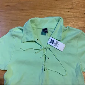 Gap 2003 Retro Collared Shirt String Closure Light Green Women's Medium thumbnail 3