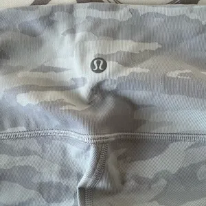lululemon Luxtreme Wunder Unders thumbnail 3