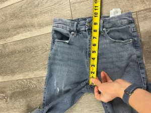 Good American Distressed Jeans thumbnail 15