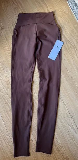 ALO Yoga Airlift High-Waist Mesh Infatuation Legging in Brownstone thumbnail 1
