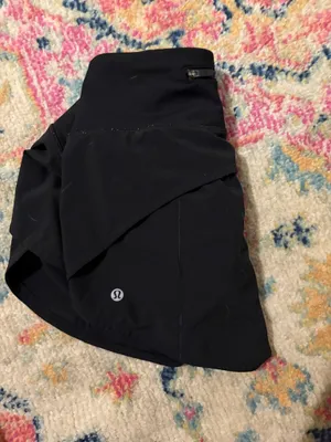 Lululemon Shorts thumbnail 2