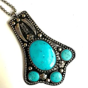 Silver tone turquoise blue southwestern large pendant necklace thumbnail 11