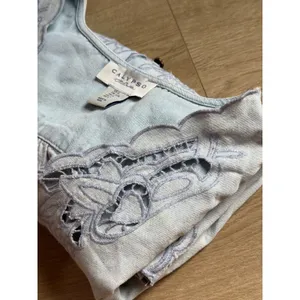 Calypso St. Barth Women's Size L Light Blue Embroidered Blouse Button Front thumbnail 9