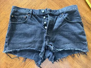 Levi’s 501 Jean Shorts thumbnail 1