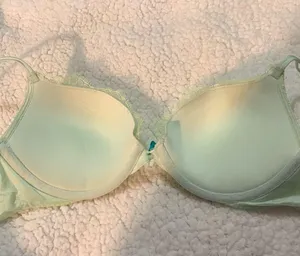 Victoria’s Secret Very Sexy Push-Up thumbnail 3