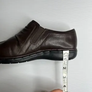 CLARKS Loafers Comfort Slip On Shoes Womens Artisan Unstructured Brown Leather 7 thumbnail 11