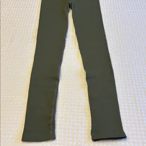 NEW! Free People Movement Dark Olive Sage Forest Green Ribbed Leggings Size XS/S thumbnail 6