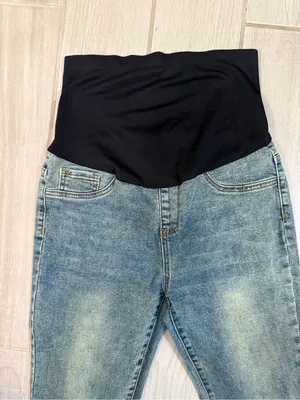 Light Blue Maternity Skinny Jeans with Black Belly Panel thumbnail 5