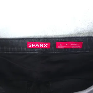 Spanx Shape Jeans Women XL Petite Black Authentic 360 90s Straight Leg 21596Q thumbnail 5