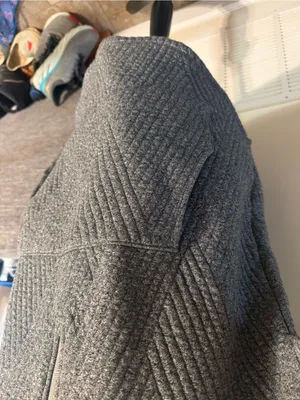 GAP fit | Gray Quilted Quarter-Zip Pullover in Heather Gray thumbnail 7