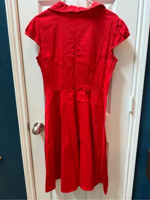 Vintage size L women’s Red Ruffle Front Dress with Heart Buttons thumbnail 5