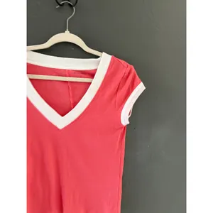 Pilcro Womens Coral Pink Ribbed V-Neck Ringer Tee Short Sleeve Top Small thumbnail 2