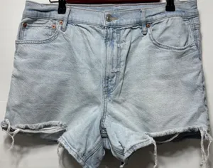 American Eagle Denim Shorts Relaxed Cut Off Size 12 Light‎ Wash thumbnail 1