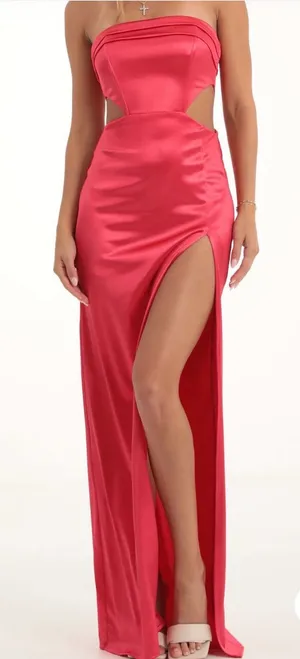 Lucy in the Sky Maxi Dress Cut-Out Red thumbnail 2