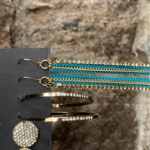 bebe Boho Retro Earring Set Hoop Studs Dangle Blue and Silver with Crystals New thumbnail 6