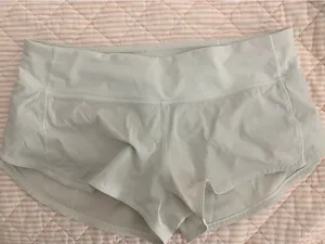 Lululemon Speed Shorts 2.5" thumbnail 1