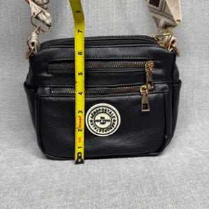 Aeropostale Crossbody Bag‎ Black Faux Leather Guitar Strap Messenger Purse Small thumbnail 5