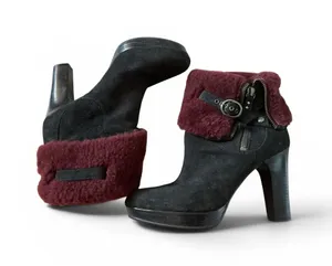 Ugg Scarlett black suede shearling cuff women’s ankle boots size 7.5 thumbnail 1