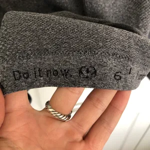 Lululemon Swiftly Tech Long Sleeve Heathered Gray Top Size 6 thumbnail 2
