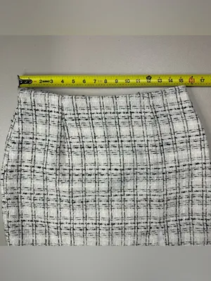 Women’s Tweed Mini Skirt Medium White Black Wool Blend Lined Career Classic NWT thumbnail 4