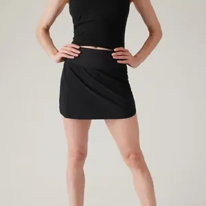 Athleta Black RUN WITH IT‎ HIGH RISE 14 SKORT thumbnail 2