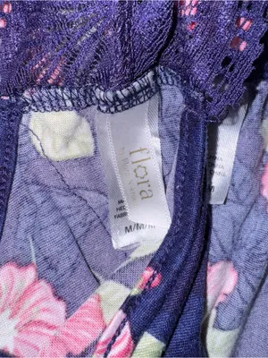Flora Women’s Pajama Set Floral Pajamas Pants & Tank Top size Medium thumbnail 6