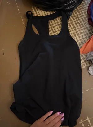 Lululemon Tank thumbnail 1