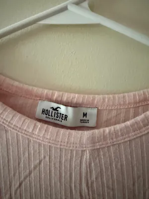 Hollister Cropped Long Sleeve Shirt thumbnail 2