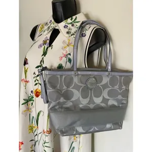 Coach Gray Jacquard Fabric Long Strap Tote Bag thumbnail 8
