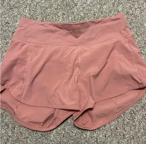 Lululemon Speed Up Shorts 4" Mid-Rise peach thumbnail 1