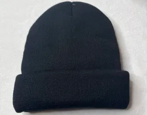 Black mossy oak beanie  thumbnail 4