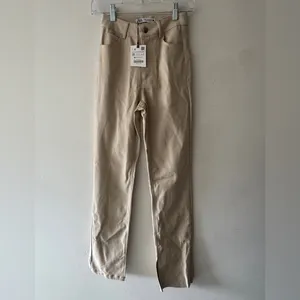 NEW!!‎ Zara Beige Khaki Faux Leather Pants Bottom Slits Fleece Lined thumbnail 2