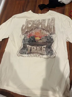 Ardene Cream Joshua Tree Sunset Graphic Tee thumbnail 1